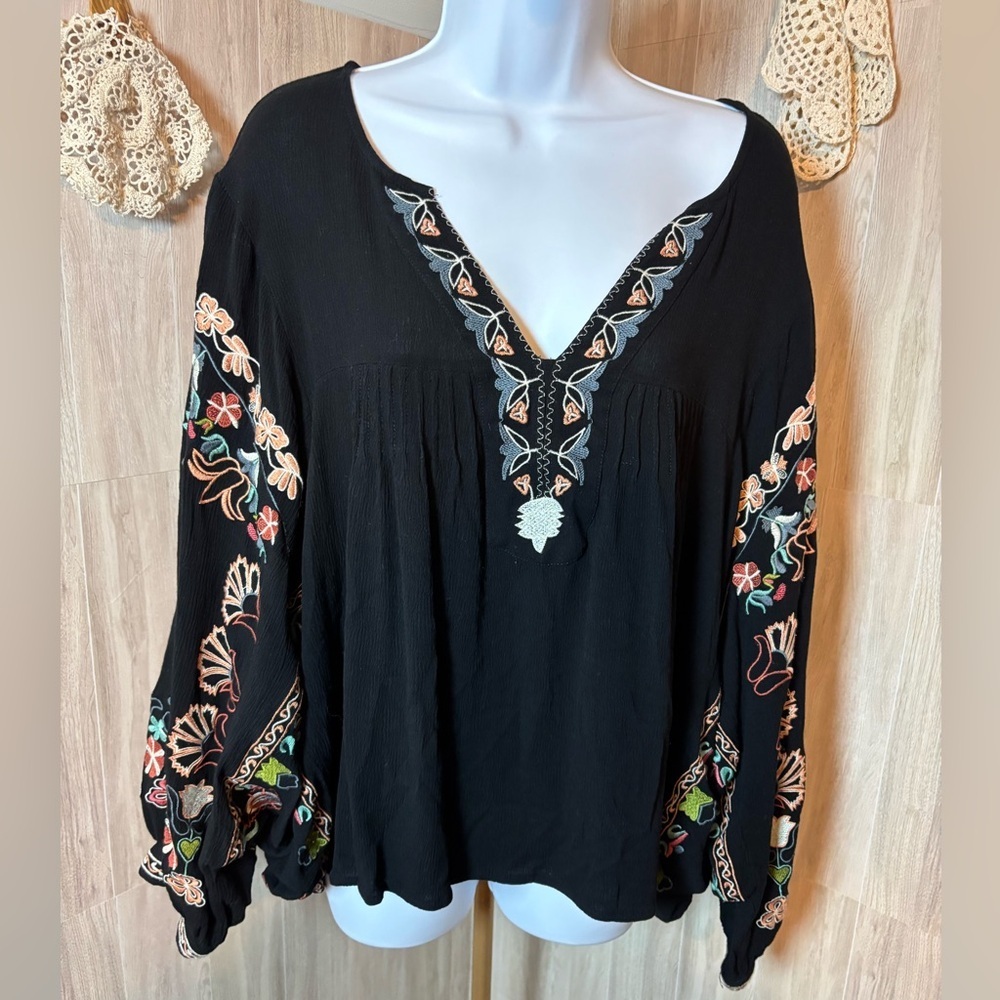 Easel Black Blouse with Colorful Floral Design Embroidery Dolman Sleeves